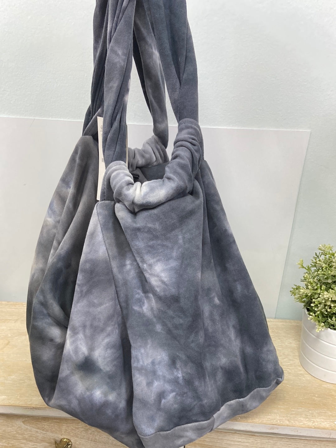 ZARA.Bolso maxi tie dye