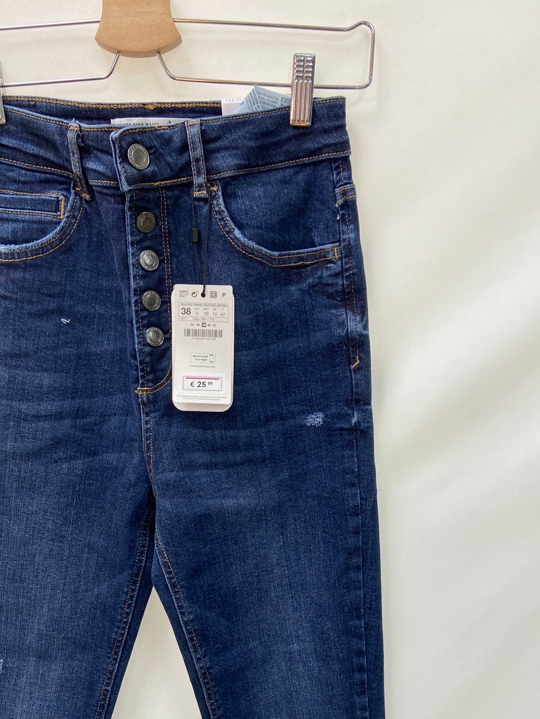 STRADIVARIUS. Dark denim button-down skinny jeans, size 38