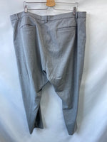M&S. Pantalones grises pinza T.52
