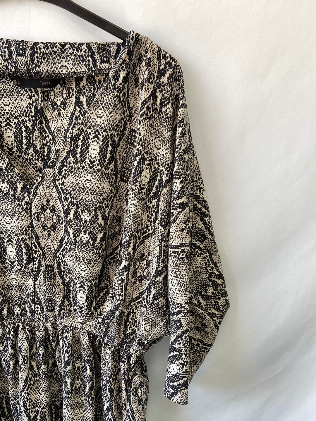 SFERA. Short animal print Ts dress