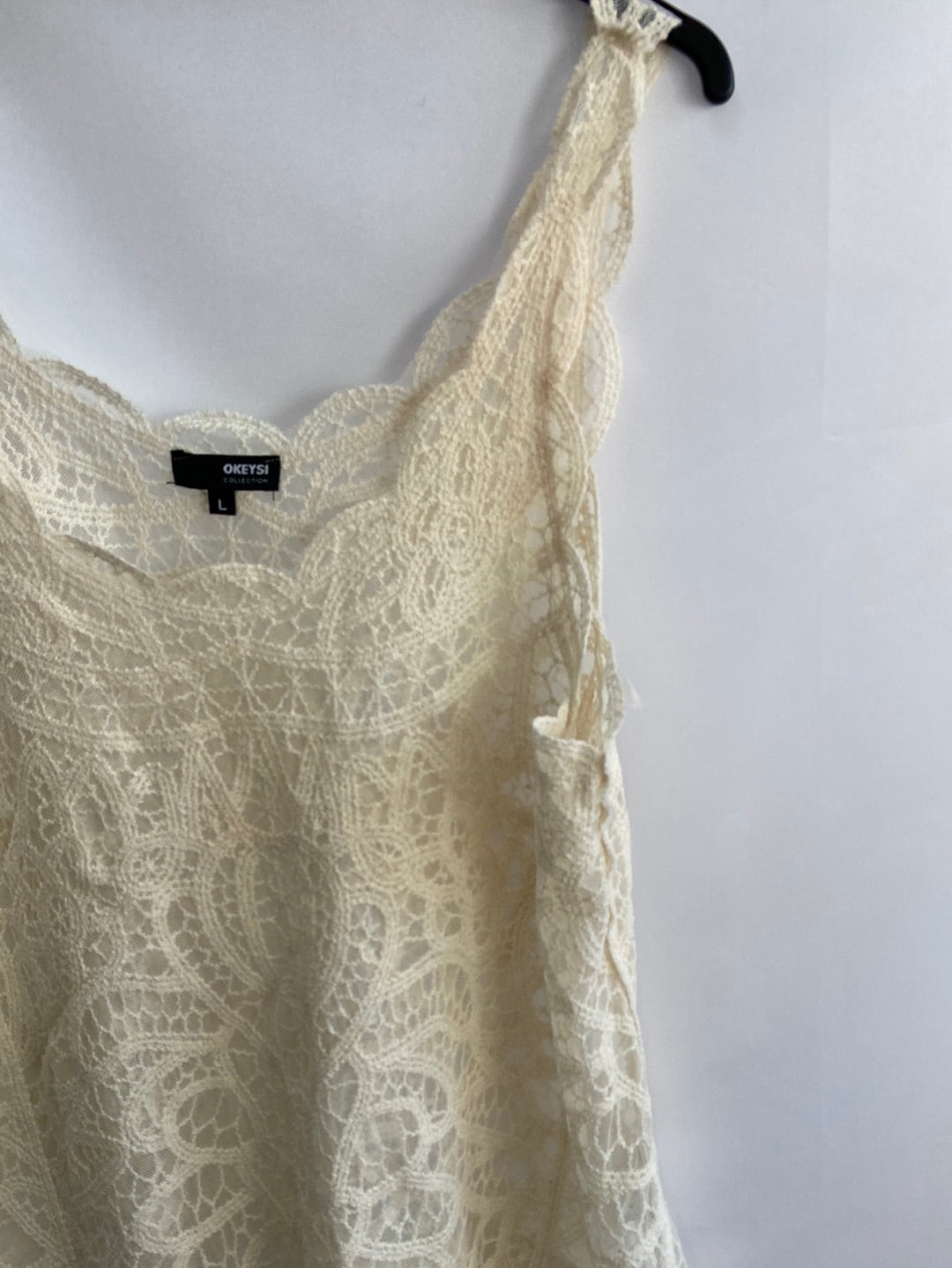 OKEYSI.Top beige encaje T.L