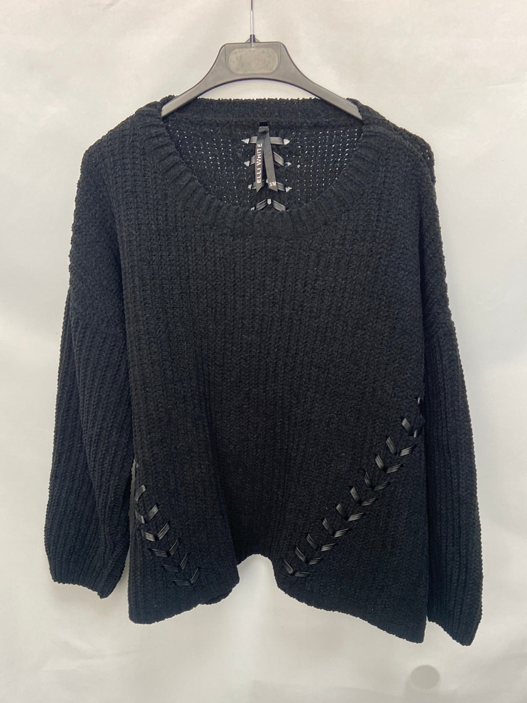 ELLI WHITE.Jersey negro detalle cuerdas polipiel T.S/M