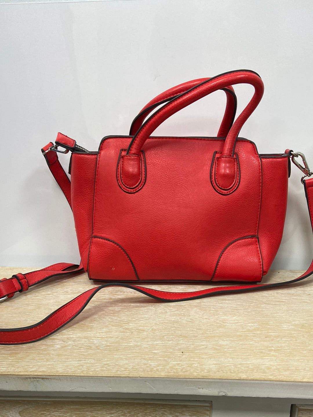 PARFOIS.Bolso rojo polipiel (tara)