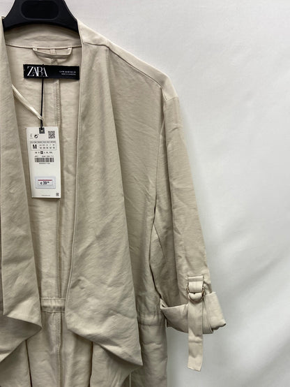 ZARA. Beige fluid jacket TM
