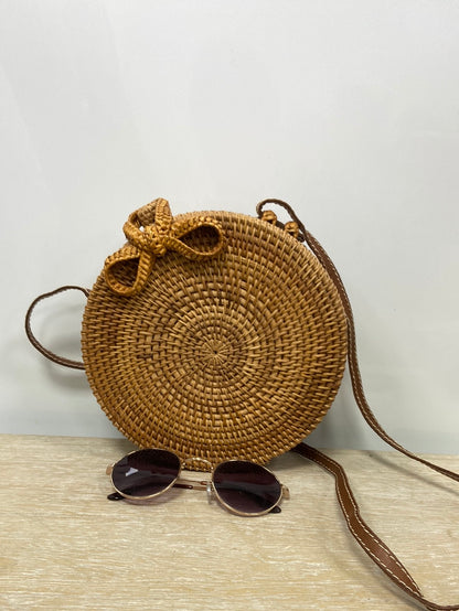 OTHERS. beige raffia bag