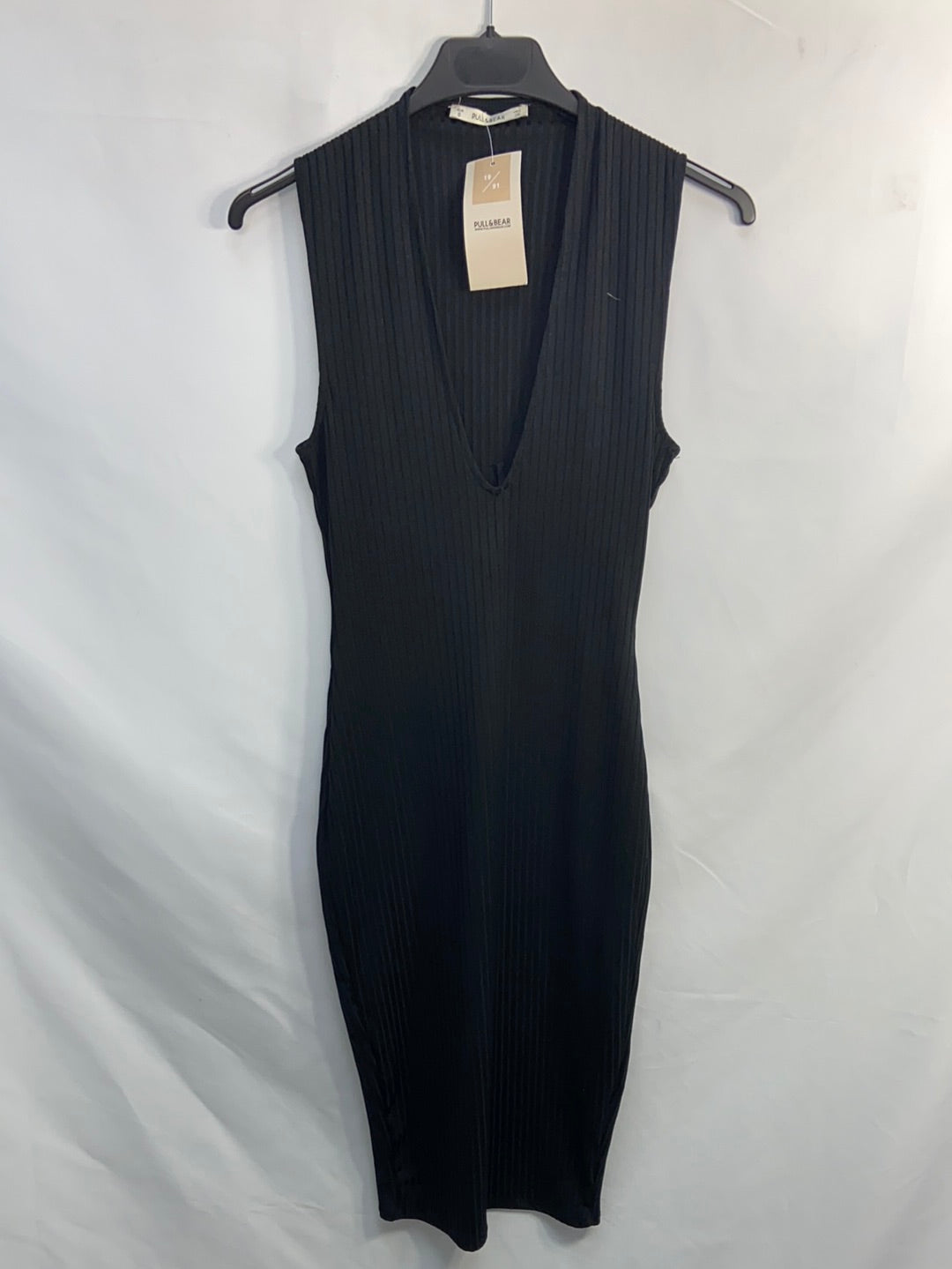 PULL&amp;BEAR.Black fitted ribbed Ts dress