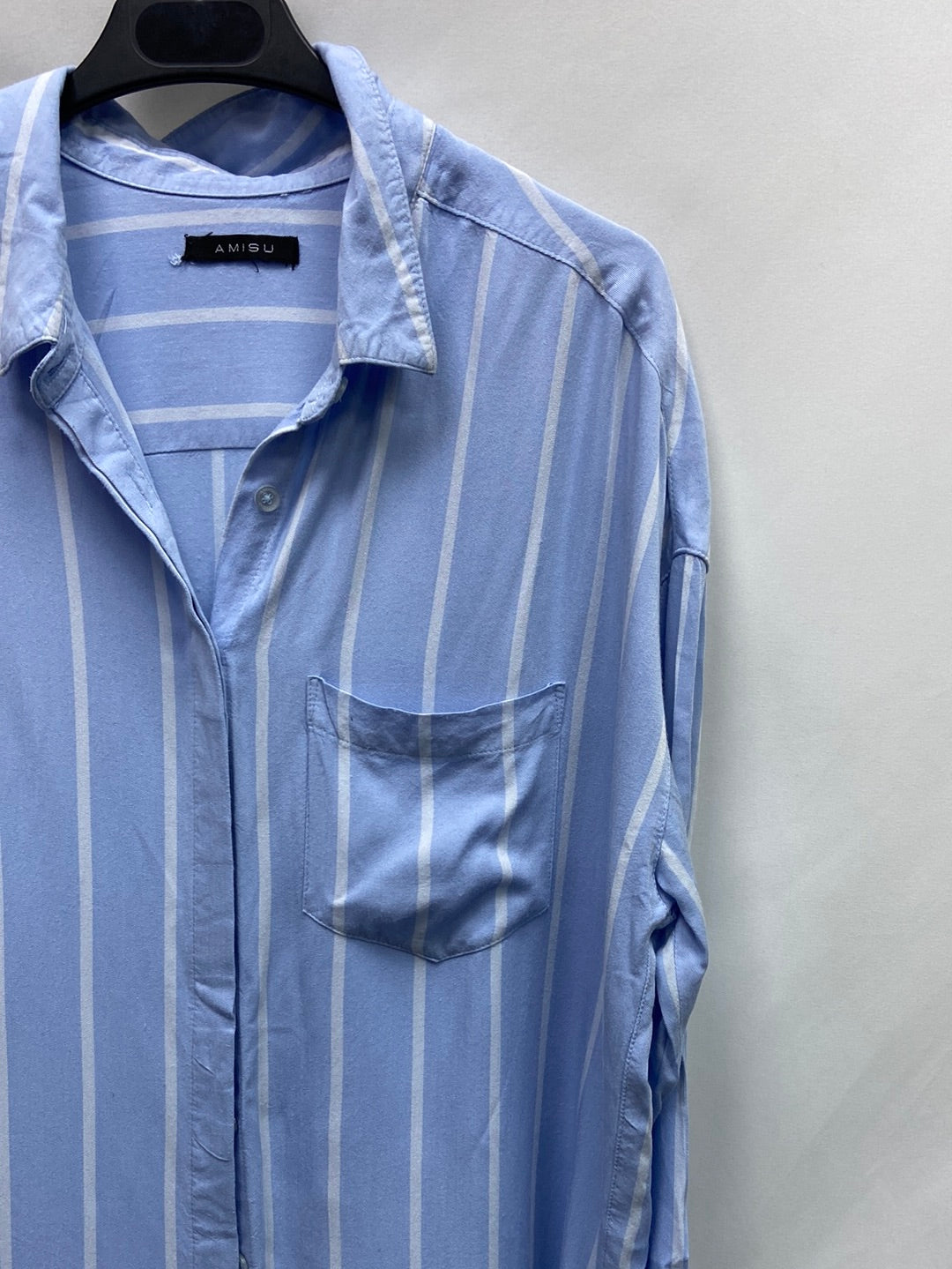 AMISU. Oversized striped shirt TU (M/L) (tara)