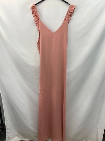 BY CLÉA.Long pale pink satin dress (36,38)