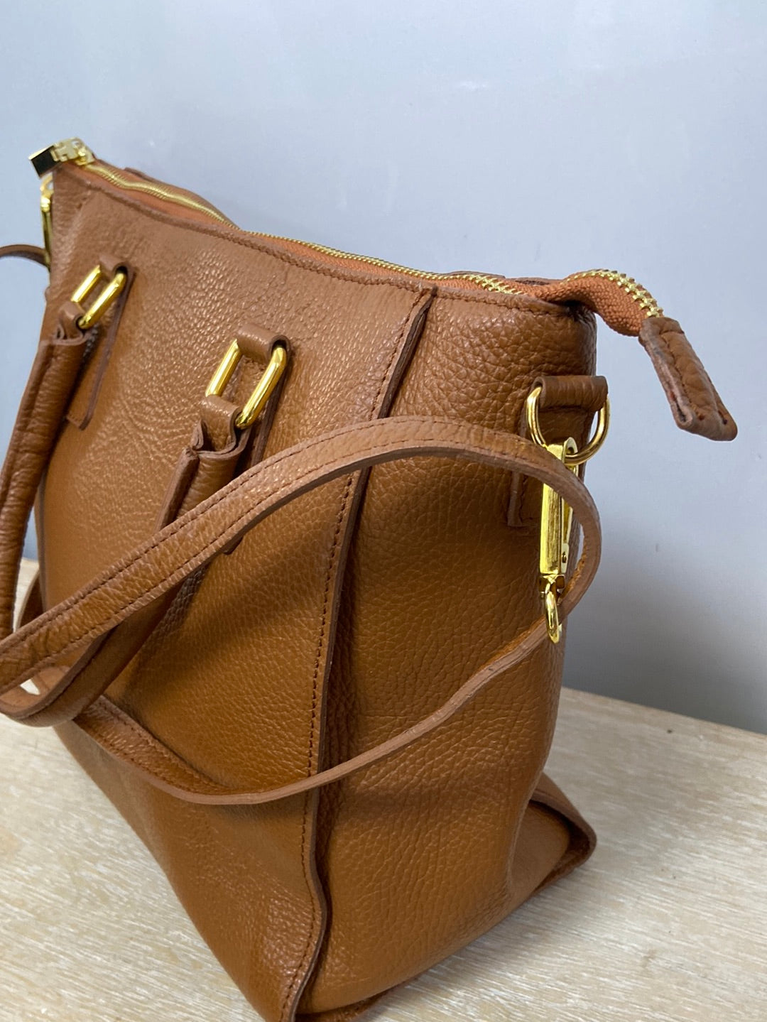 OTHERS. Camel leather bag