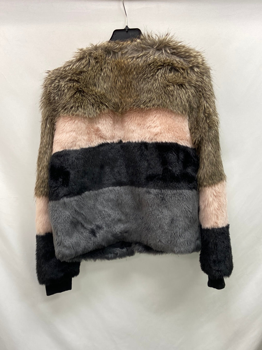 VERO MODA. Fur coat S.XS