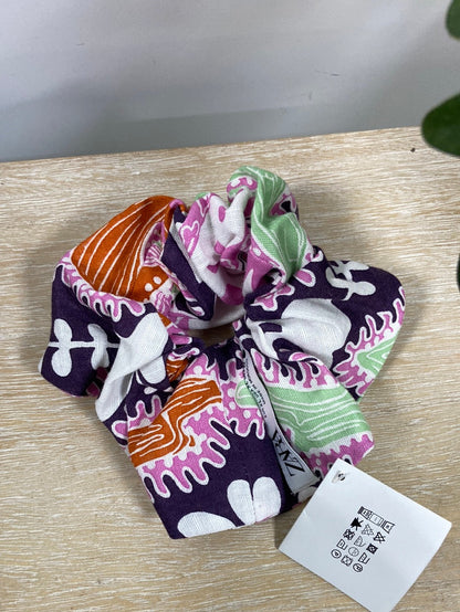 ZARA.Scrunchie estampado