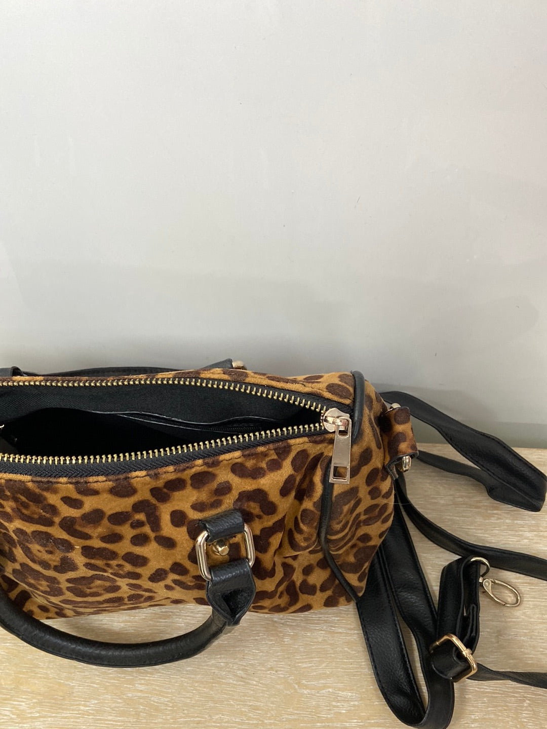 BLANCO.Bolso tamaño mediano doble asa