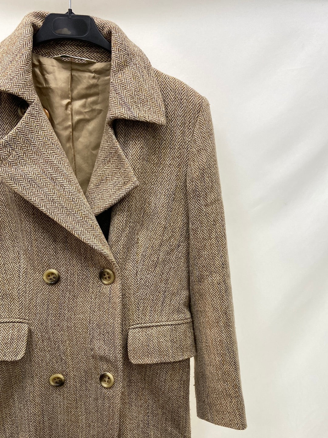 C2C. Abrigo beige de espiga cruzado T. xs/s