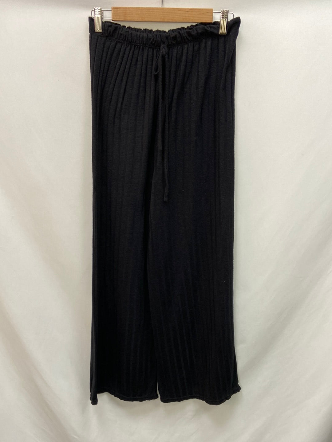 OTRAS.Pantalones canalé negros T.M/L