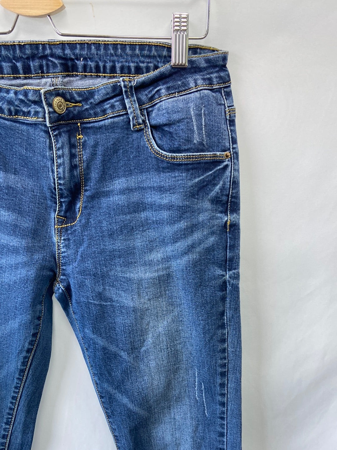 OTRAS.Pantalones vaqueros clásicos pitillo T.38