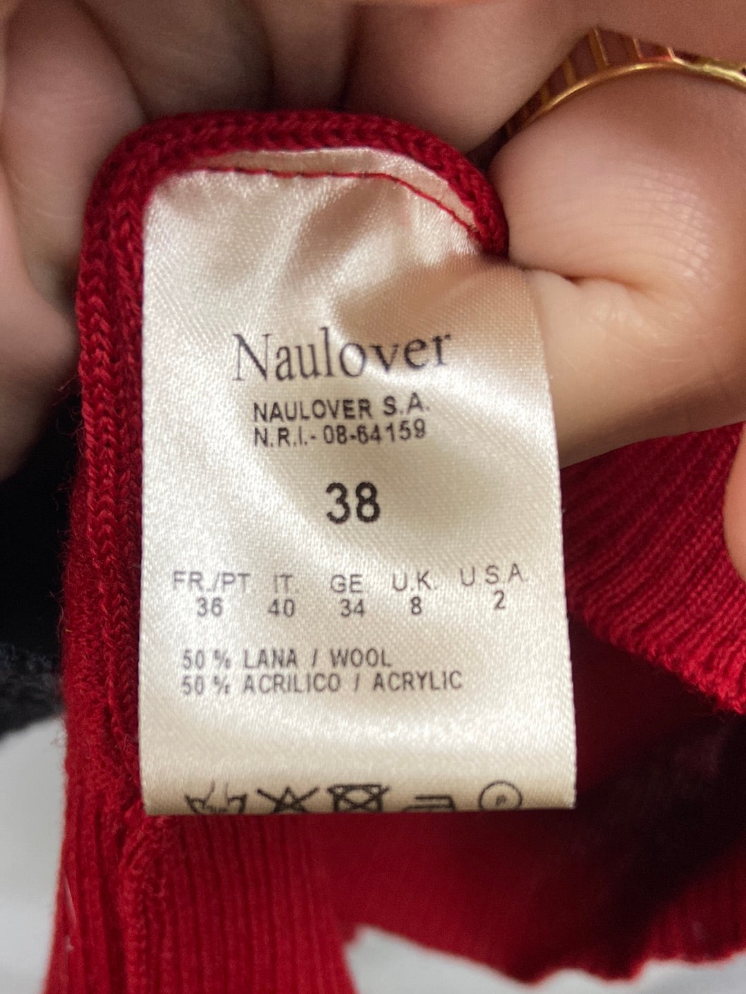 NAULOVER.Red dot top TM