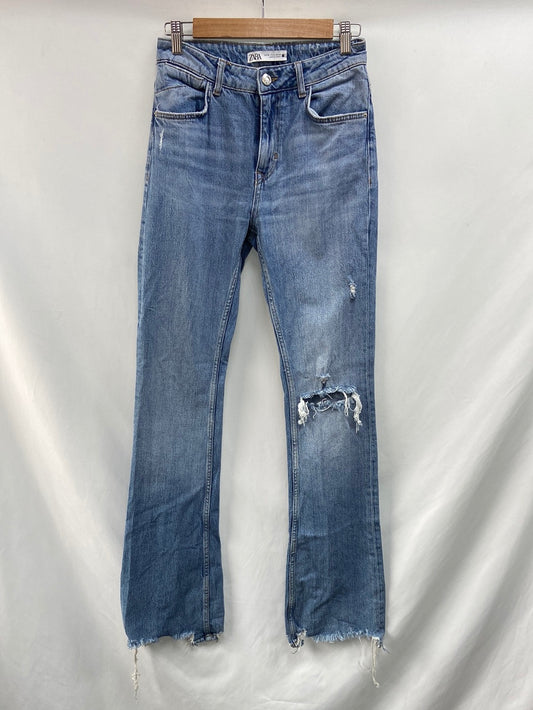 ZARA.Pantalones vaqueros acampanados T.36