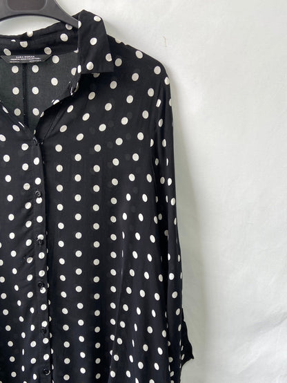 ZARA.Vestido/blusa negra lunares T.S
