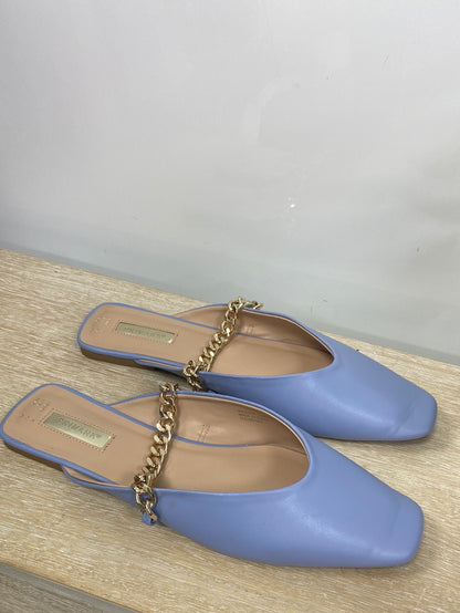 PRIMARK.Mules celestes cadena T.41