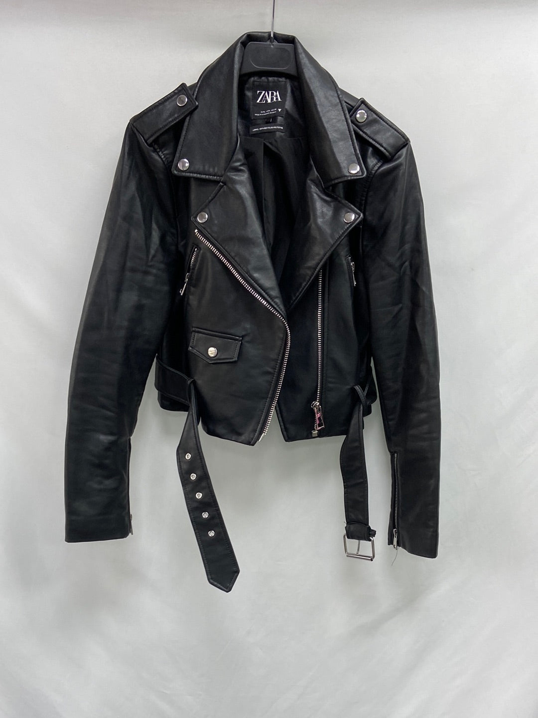ZARA. Black leatherette jacket TL