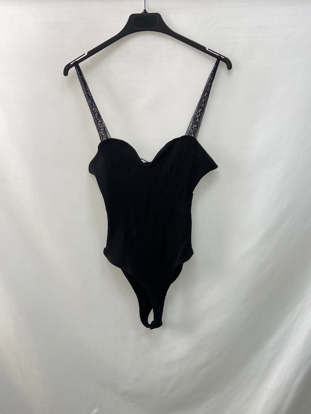 ZARA.Body negro canalé T.L