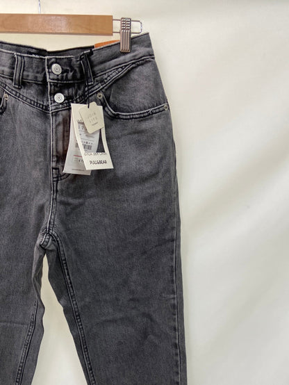 PULL&BEAR.Pantalones mom grises T.38
