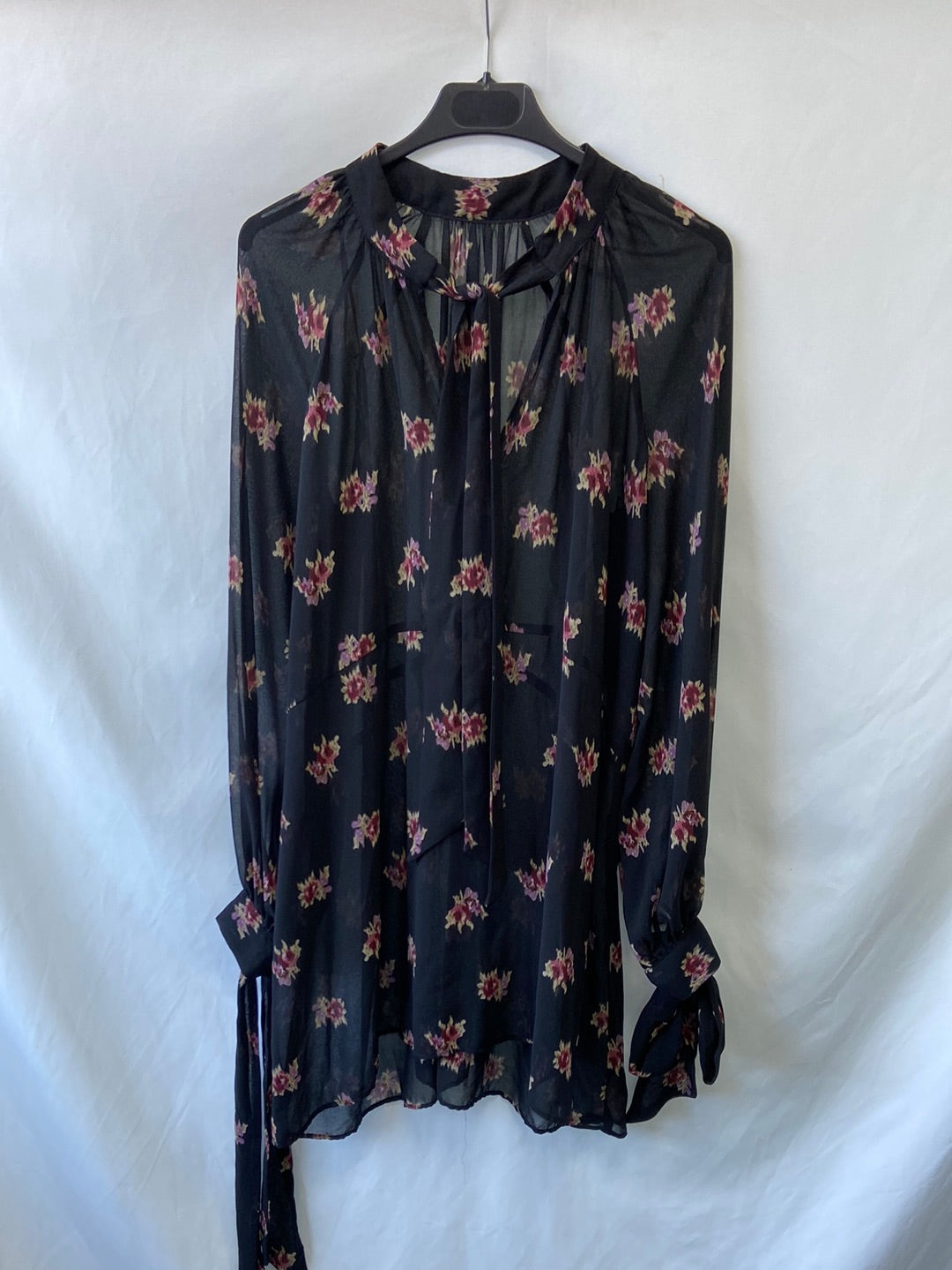 OTRAS.Vestido semitransparente T.S/M