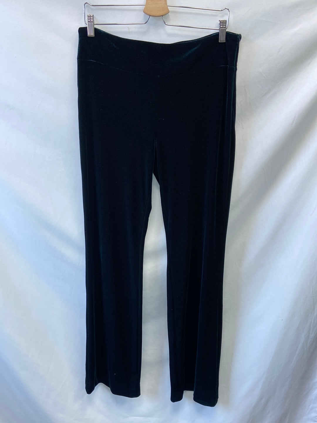 FELIX MEDIUM.Green velvet pants S.42