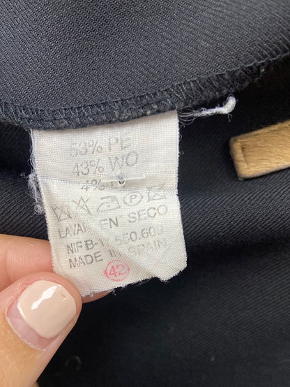 OTRAS.Falda negra cruzada T.40