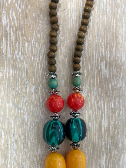 OTRAS.Collar hippie-chic