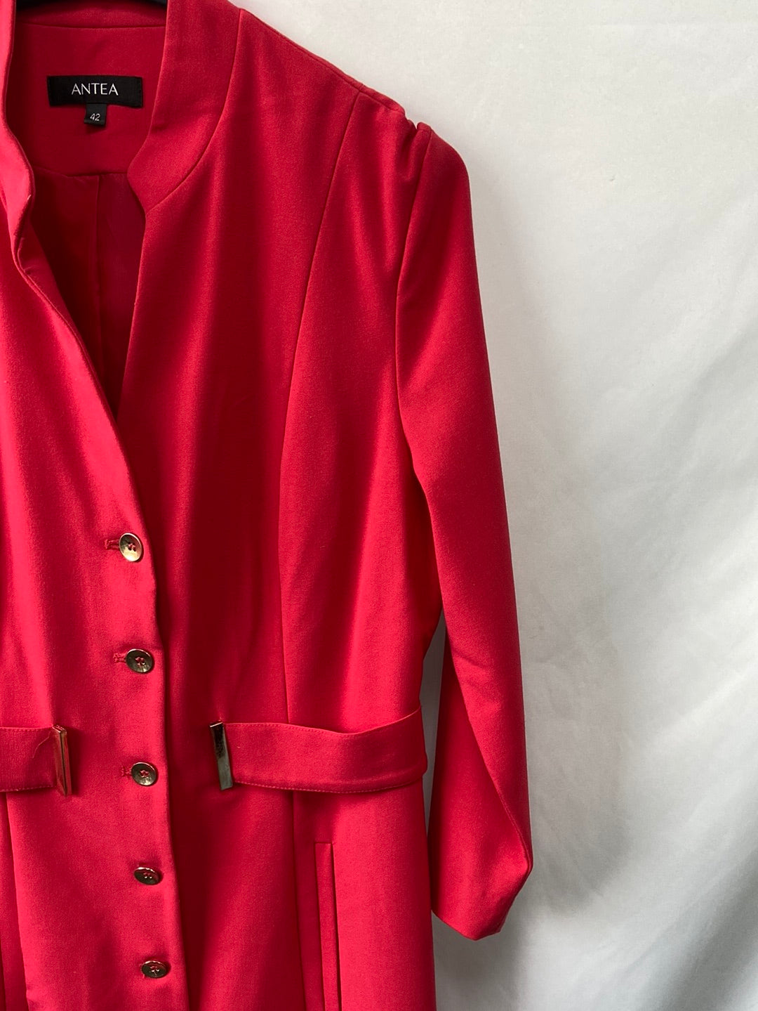 ANTEA.Abrigo fino rojo T.42(M)