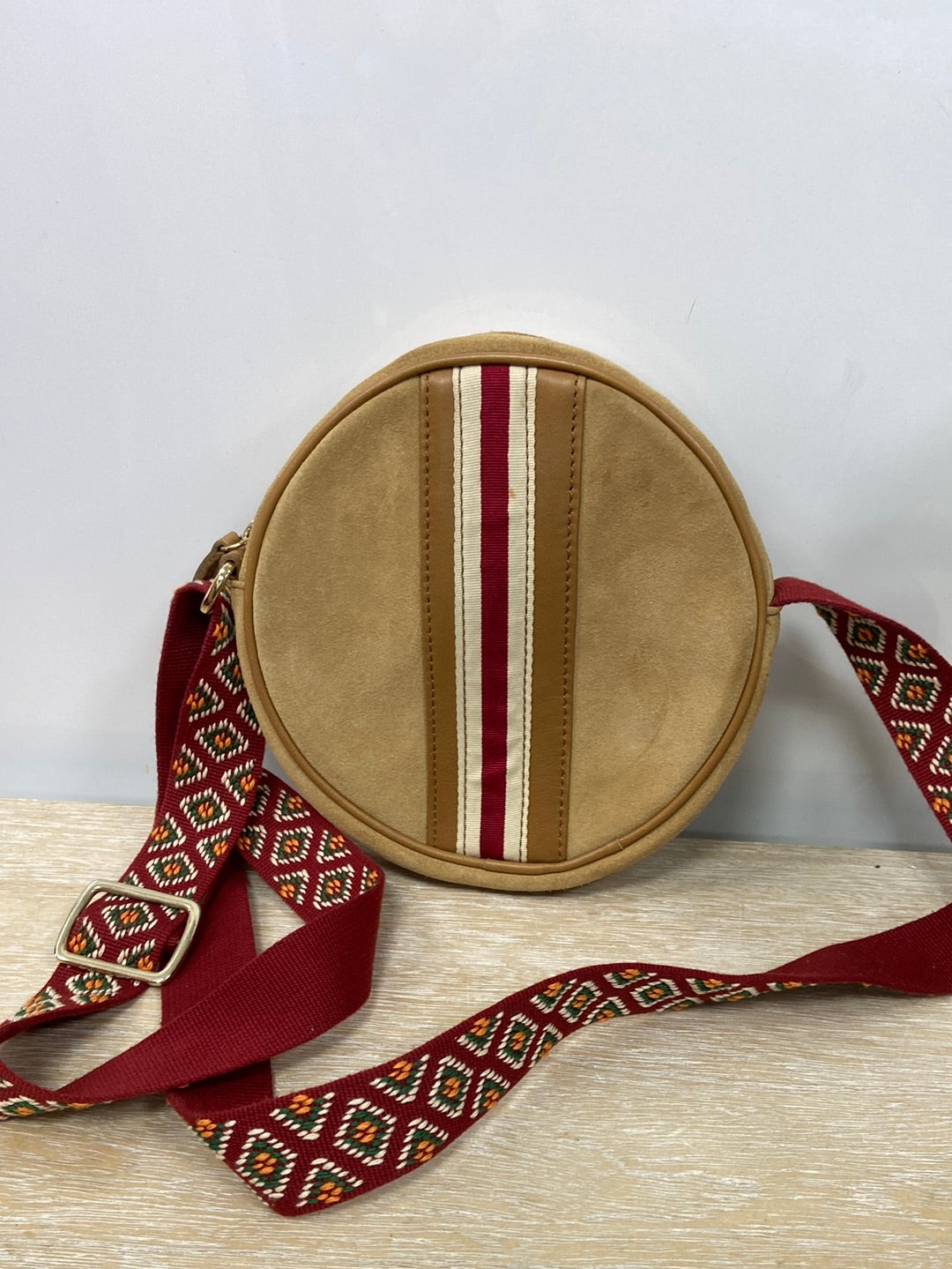 OTRAS. Bolso redondo (Tara)