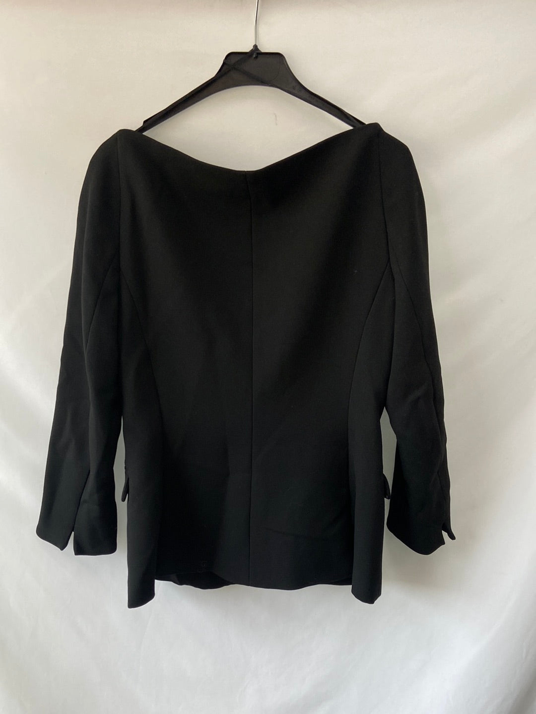 ZARA. Chaqueta negra T.l