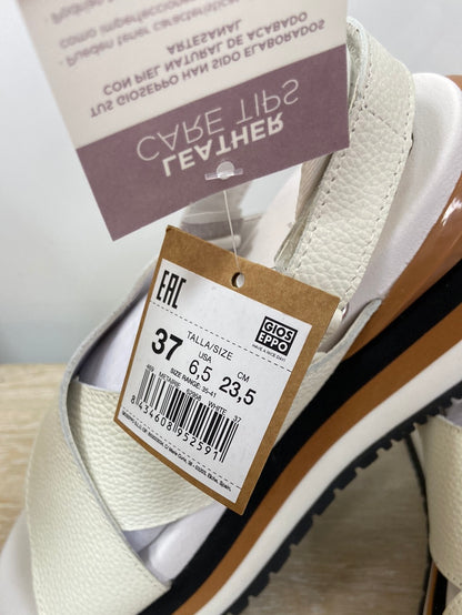 GIOSEPPO.Sandalias blancas plataforma T.37