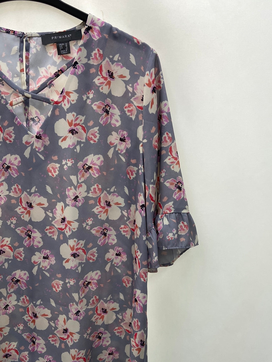 PRIMARK.Blue-grey floral blouse S.38