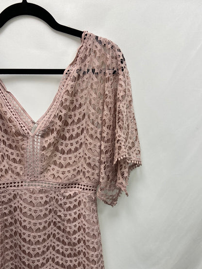 FOREVER21. Vestido rosa encaje T.S