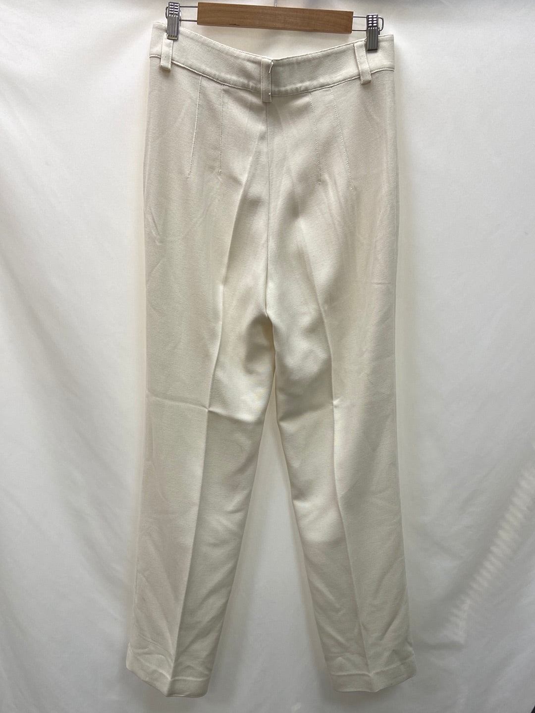 ZARA. Raw beige pleated trousers Tm