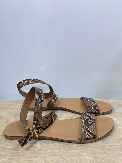 OTRAS.Sandalias animal print planas T.39
