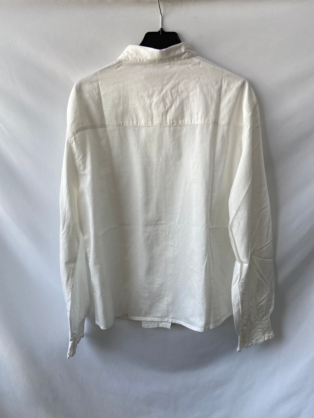 THINKING MU. Camisa blanca puños T.s