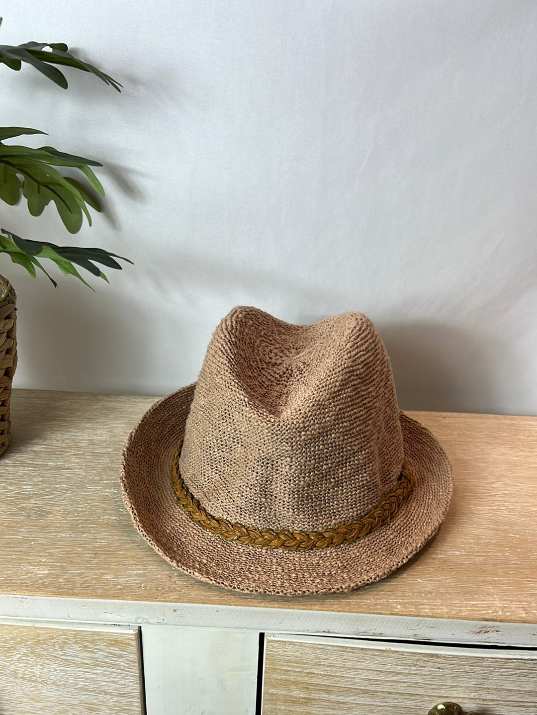 EL CORTE INGLES. Small raffia-style hat.