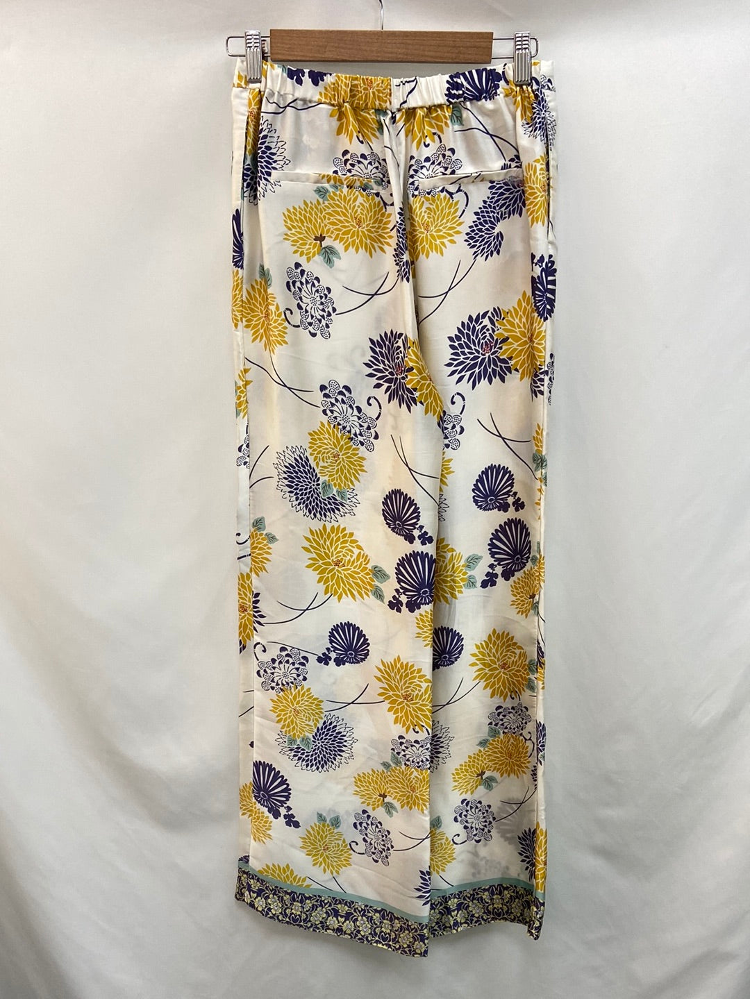 ZARA. Printed palazzo pants TS