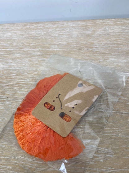 OTRAS.Pendientes abanicos naranjas