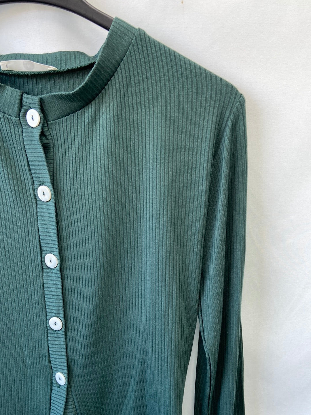 OTHERS.Green ribbed knit top T. S
