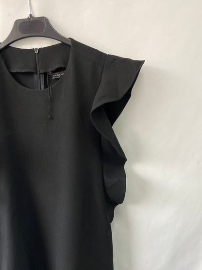 ZARA.Vestido negro volantes T.XS