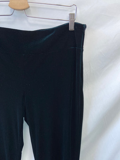 FELIX MEDIUM.Green velvet pants S.42