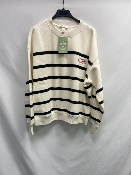 H&amp;M. Beige striped sweatshirt TM