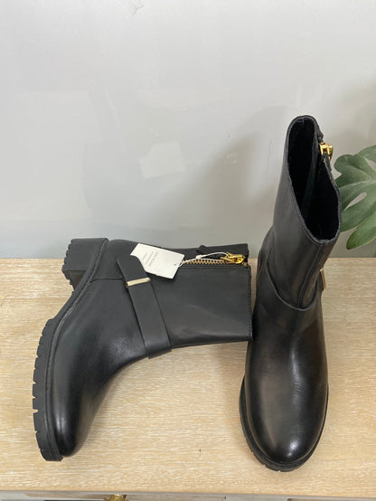 ZARA.Botas negras T.39