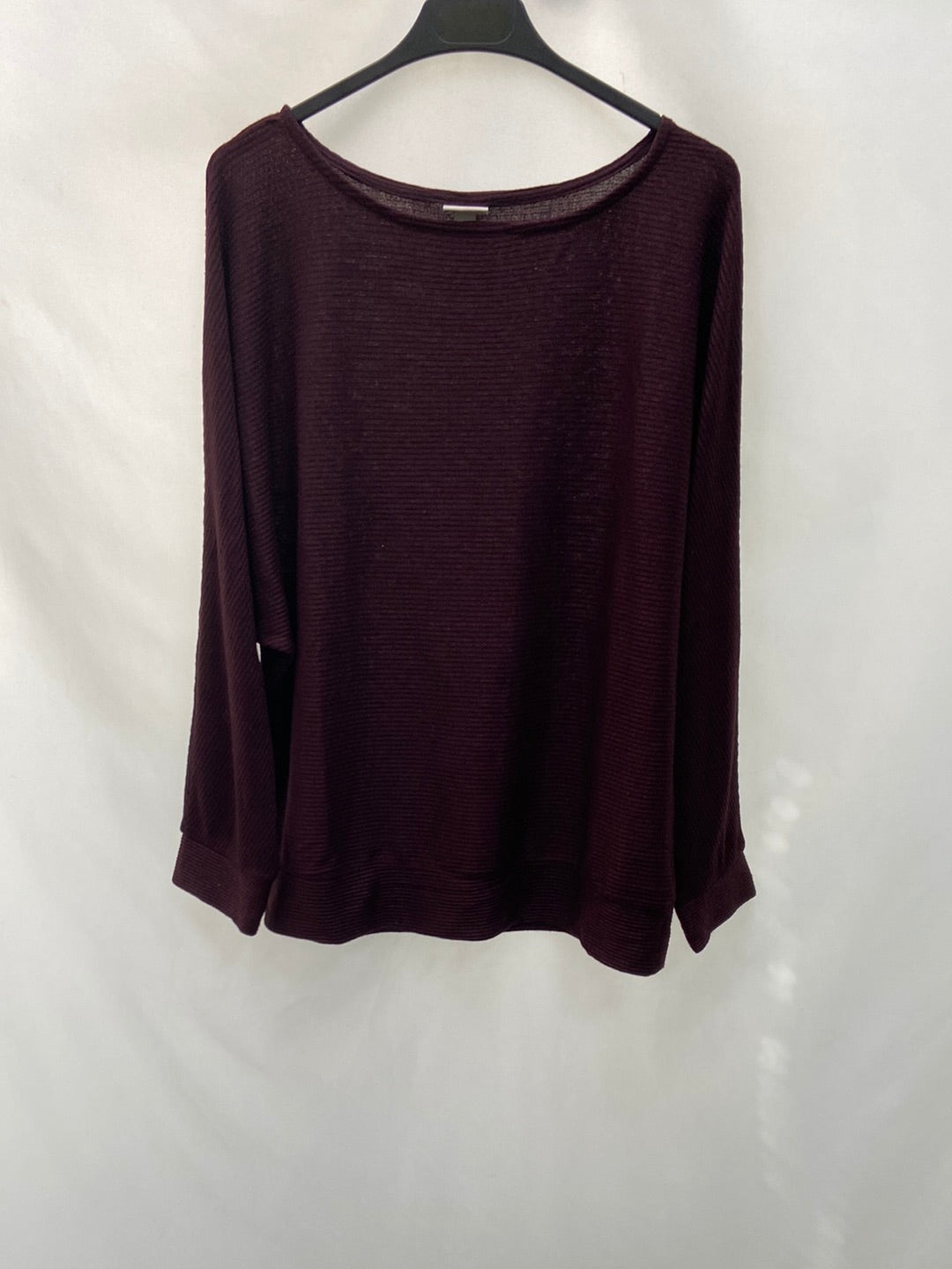 A NEW DAY. Burgundy knit jersey TM