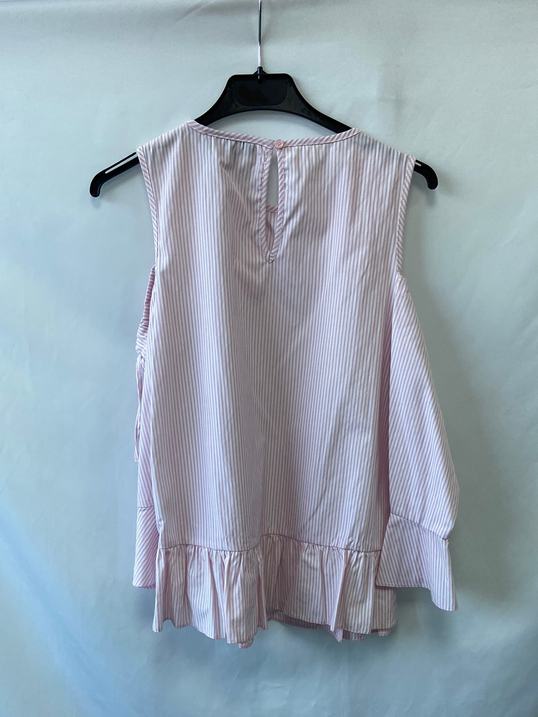 PRIMARK.Top rayas hombros descubiertos T.40