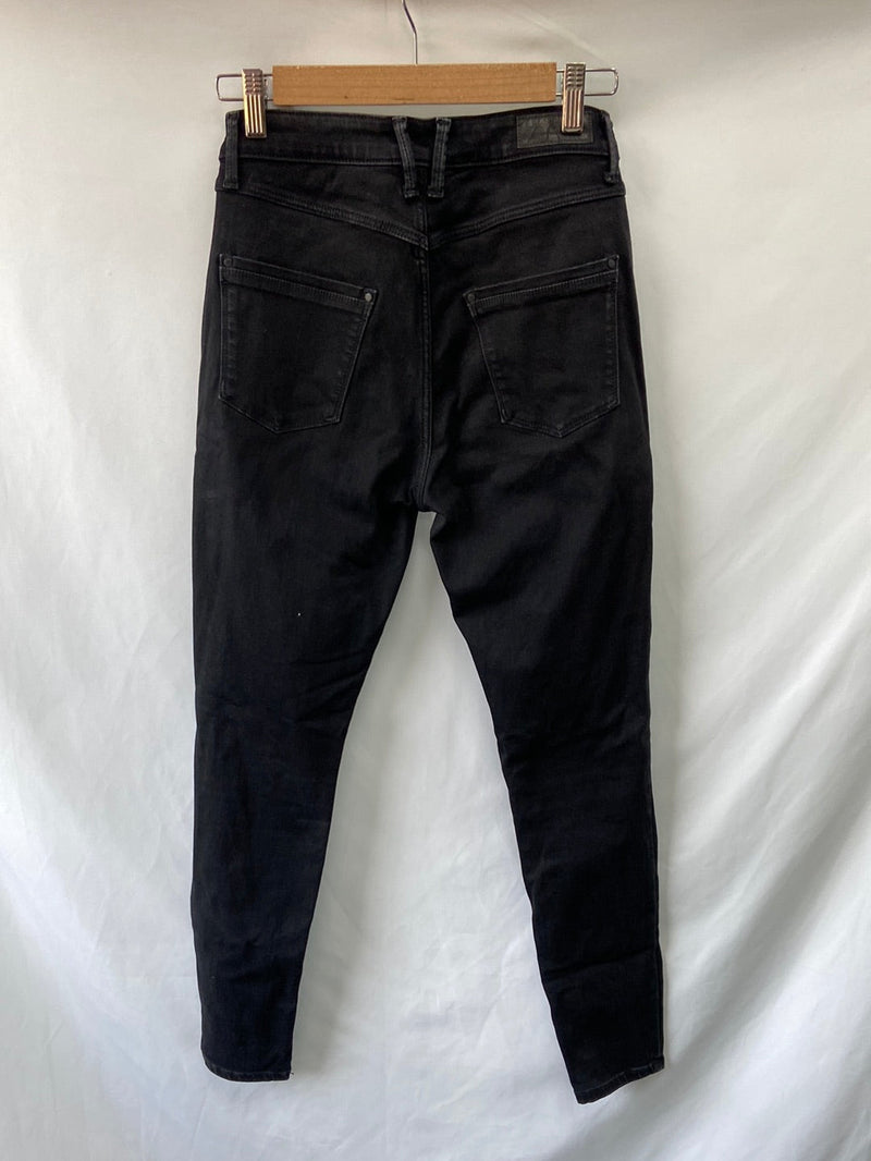 ESPRIT.Pantalones pitillo negros T.34/36